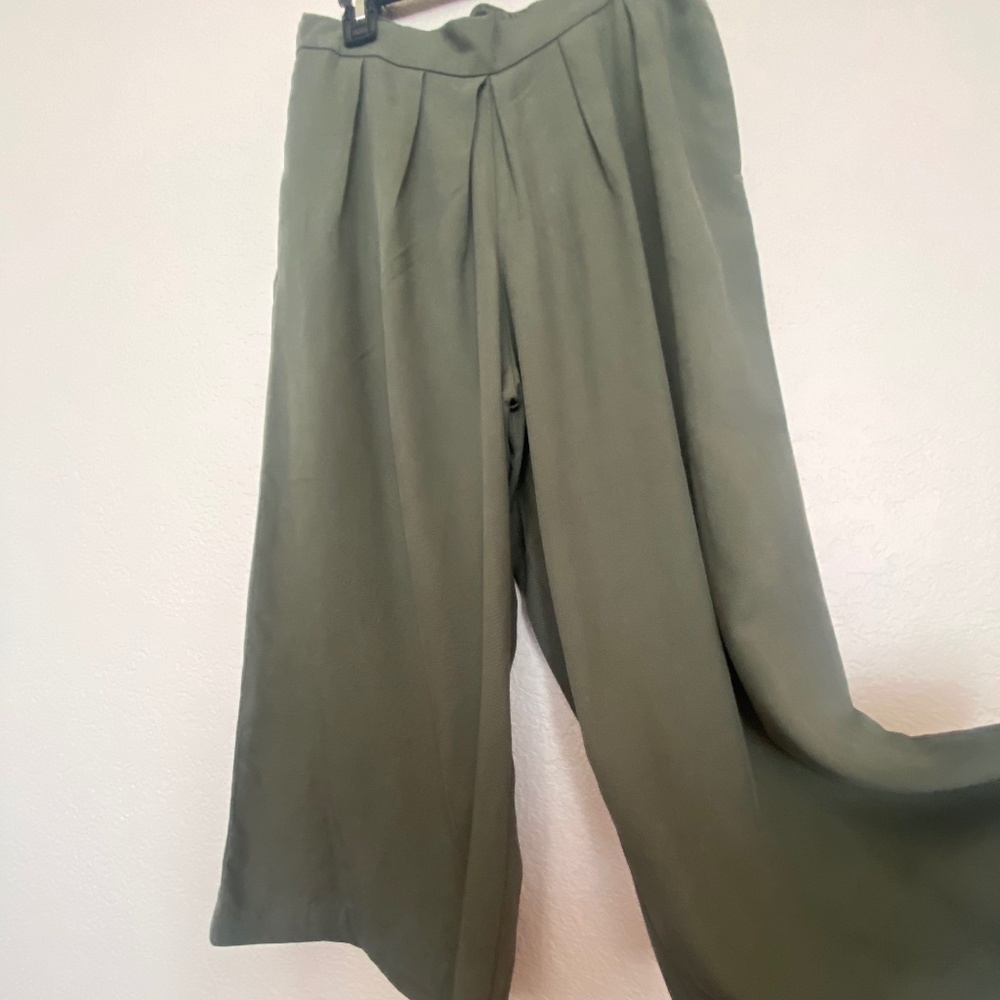 Cropped wide leg pants